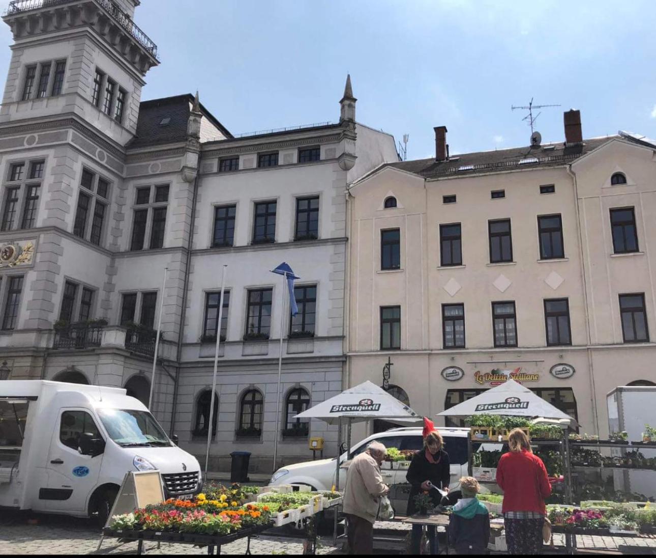 Ein Zimmer Wohnung Am Markt Oelsnitz  Екстериор снимка